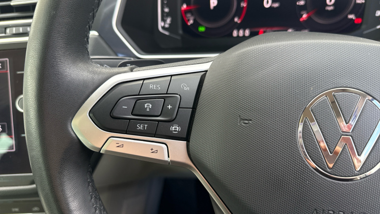 Volkswagen Tiguan 1.5 TSI 150 Elegance 5dr DSG Petrol Estate